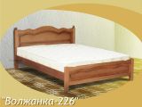 Кровать из массива березы с глухой спинкой